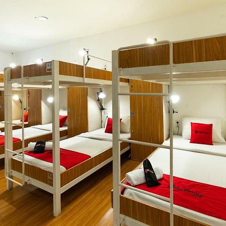 Reddoorz Hostel @ Dago 2 Bandung Exterior foto