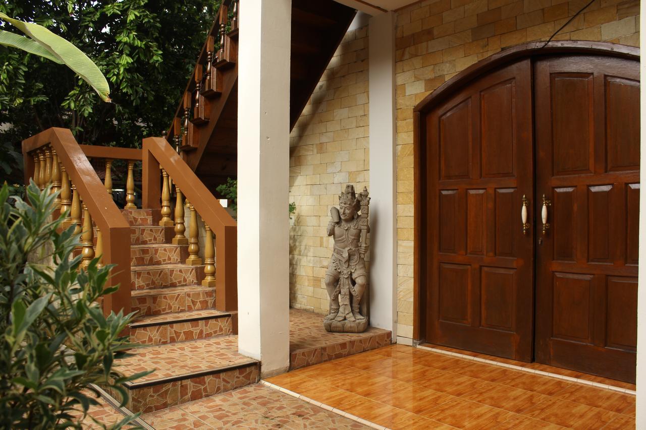 Reddoorz Hostel @ Dago 2 Bandung Exterior foto