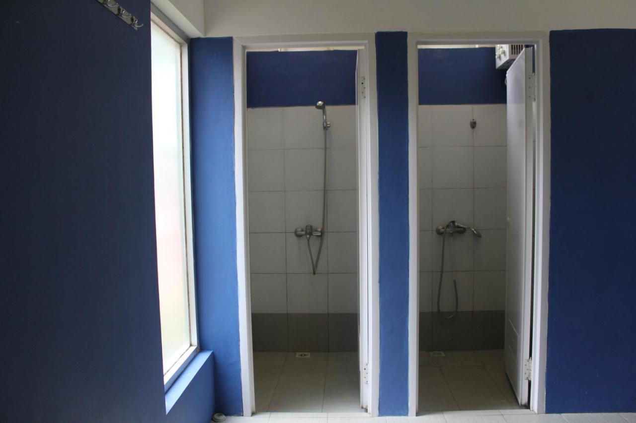 Reddoorz Hostel @ Dago 2 Bandung Exterior foto