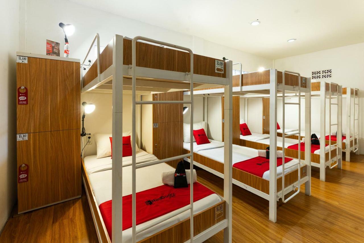 Reddoorz Hostel @ Dago 2 Bandung Exterior foto