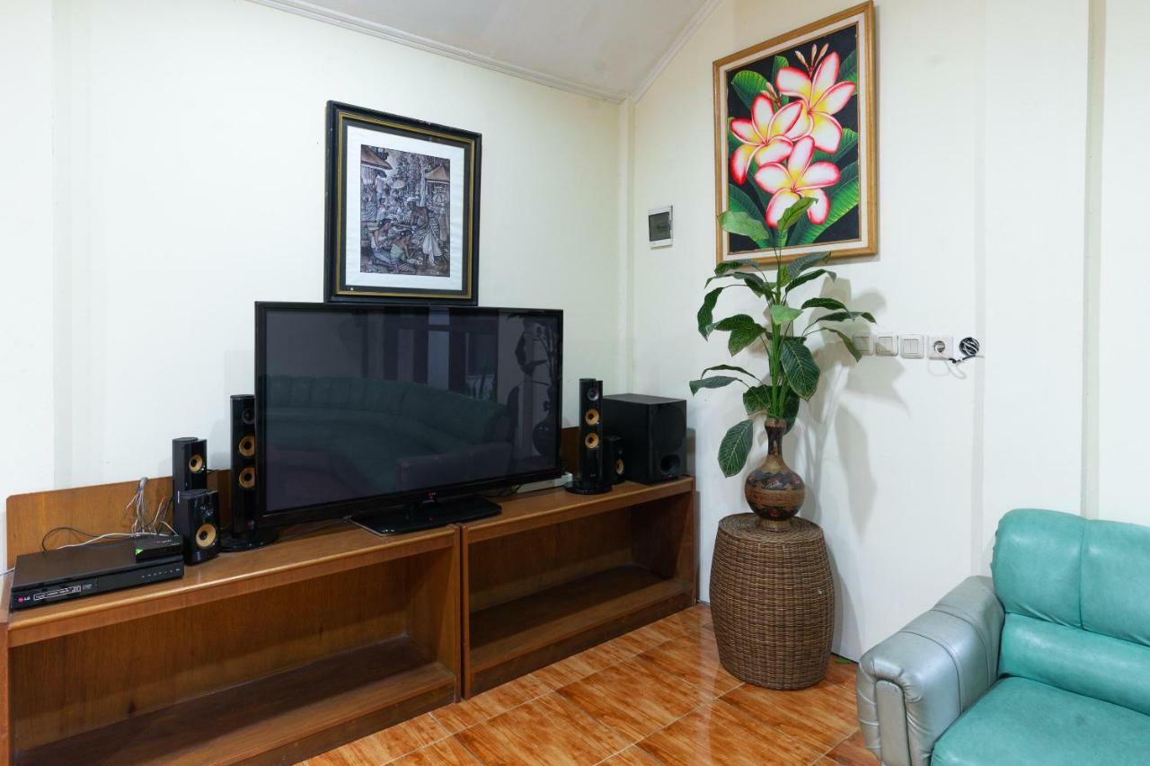 Reddoorz Hostel @ Dago 2 Bandung Exterior foto